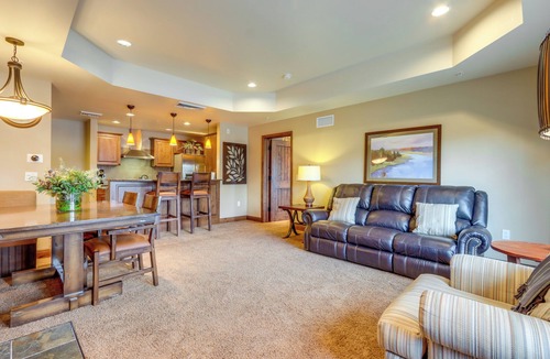 McCall Condo | Central McCall Getaway: Walk to Payette Lake!