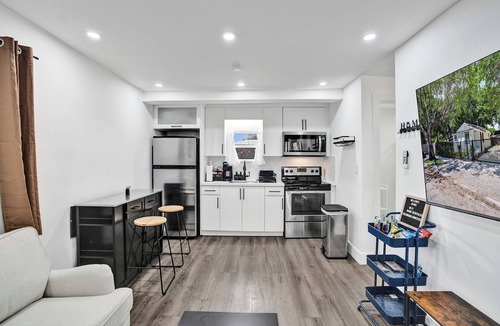 Liberty City House | Central Miami Getaway – Stylish Stay Steps from Everything