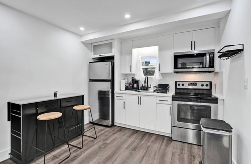 Liberty City House | Central Miami Getaway – Stylish Stay Steps from Everything