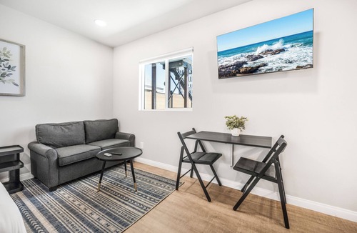 El Cajon Apartment | Central Modern Apartment w/AC - Sleeps 3