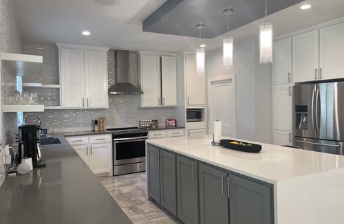 Ederville House | Central Modern Home in DFW Fort Worth Arlington