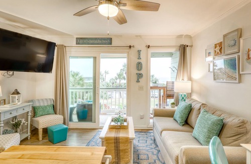 Isle of Palms Villa | Central, modern villa w/ beautiful ocean views & community pool and grills