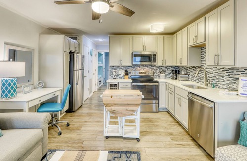 Isle of Palms Villa | Central, modern villa w/ beautiful ocean views & community pool and grills