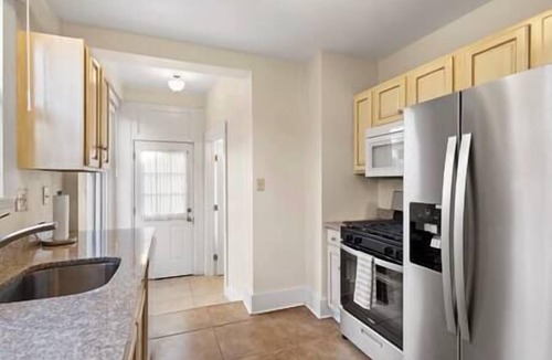 Oakmont House | Central Oakmont Oasis