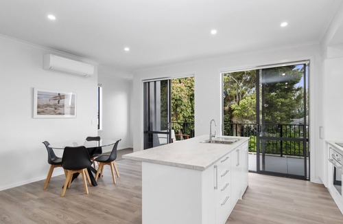 Hamilton North Other | Central Oasis - Hamilton Holiday Townhouse