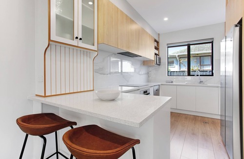 Sandringham Apartment | Central Oasis Townhouse with Parking