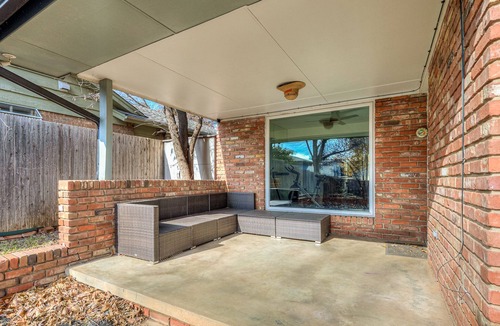 Central Oklahoma City House | Central OKC - Spacious home with pool, gym, pool table, and shuffleboard