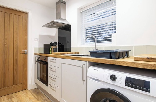 Longford House | Central Oswestry 2 Bedroom House