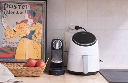 Porte-Saint-Martin Apartment | Central Paris 2BR – Walk to Marais & Opera
