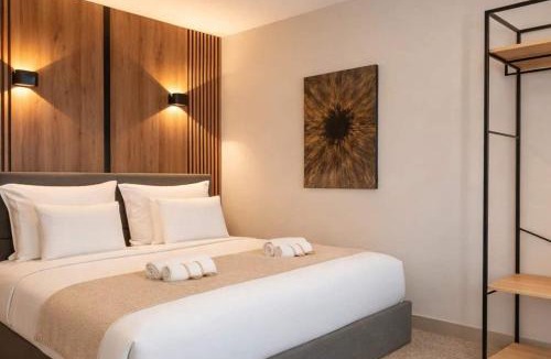 Plaisance Apartment | Central Paris Deluxe flat for 5 near Montparnasse