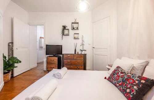 Saint-Victor Apartment | Central Paris Studio - 10 min to Notre-Dame