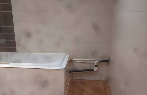 Preston Apartment | Central Preston Studio - Perfect City Break