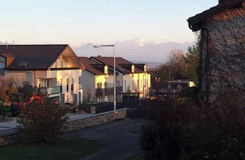 Ornex Apartment | Central - Private parking - Quiet