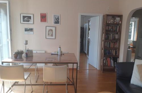 Oerlikon Apartment | Central quiet and cosy apartment near Hallenstadion