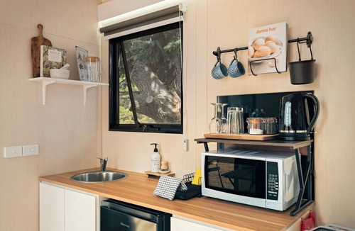 Malmsbury House | Central Ranges Retreat by Tiny Away