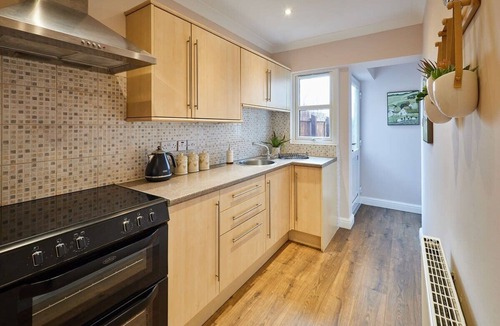 Ripon Cottage | Central Ripon - Sleeps 3 - Garden - Pet Friendly