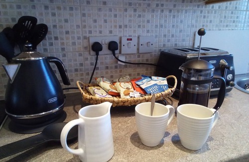 Ripon Cottage | Central Ripon - Sleeps 3 - Garden - Pet Friendly