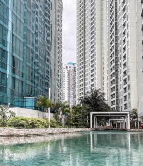 Jakarta Apartment | Central Royal Apartments by Emily in Jakarta