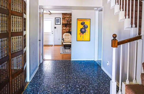 Leon Valley House | Central SA Stay at its Finest, Room for 12
