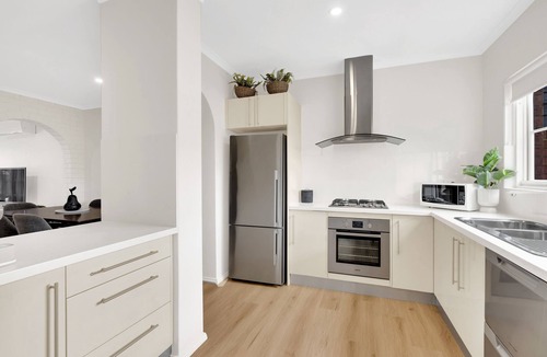 North Adelaide House | Central & Secluded