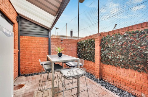 North Adelaide House | Central & Secluded