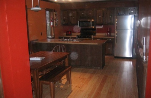 Killington Ski Chalet | Central Ski home with Hot Tub, sauna, walk to restaurants, and ski shops