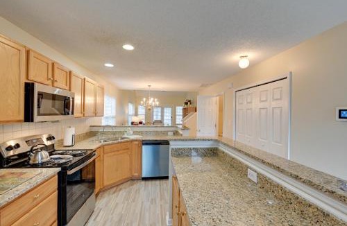 Greensboro House | Central & Spacious Townhome in Greensboro!