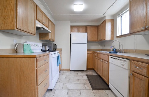 Squire Park House | Central Spot, 4 beds, Stocked Kitchen