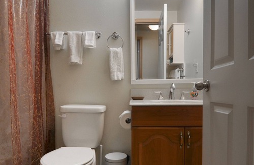 Squire Park House | Central Spot, 4 beds, Stocked Kitchen
