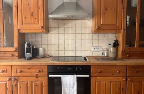 Stow-on-the-Wold Apartment | Central Stow Bakehouse Flat