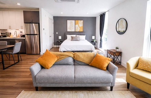 Brewerytown Apartment | Central Studio Gym Rooftop WiFi W/D