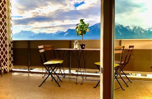 Montreux City Centre Apartment | Central Studio with Lake View | 102
