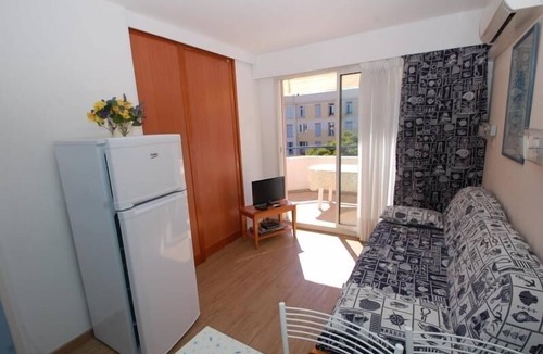 Menton Apartment | Central studio with terrace, air conditioning and parking