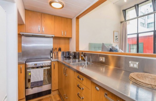 Auckland Central Business District Apartment | Central stylish studio in CBD by Zodiak Stays