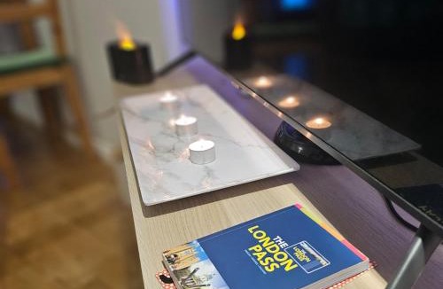 Cathedrals House | Central Suite and Private Patio!