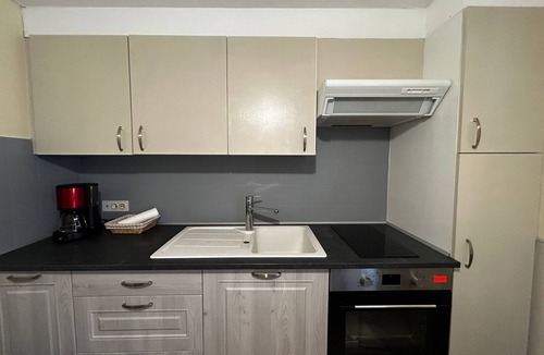 La Roche-Posay Apartment | Central T2 in La Roche-Posay, 4 ppl, WIFI, near Spa