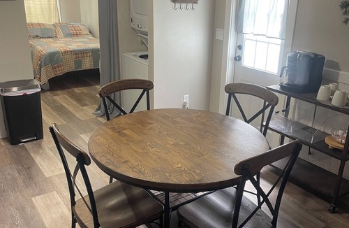 Rogersville Cottage | Central to what Upper East Tennessee has to offer!