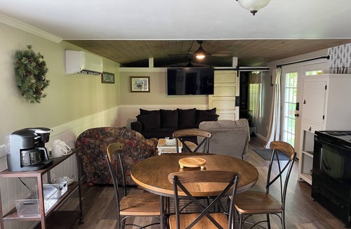 Rogersville Cottage | Central to what Upper East Tennessee has to offer!