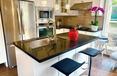 Mount Pleasant West House | CENTRAL TORONTO