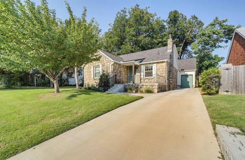 Cherry Street Cottage | Central Tulsa Cottage w/Yard ~ 3 Mi to Downtown!