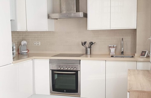El Pilar Apartment | Central Valencia apartment with terraces and 3 bedrooms