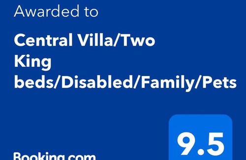 Maryborough Apartment | Central Villa/Two King beds/Disabled/Family/Pets