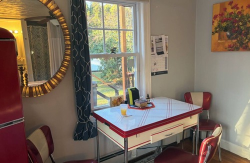 Millbury Apartment | Central Worcester/Boston, Private Studio, Private Entrance