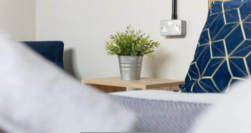 Ellesmere Apartment | CentralEllesmere - Sleeps4 - Parking - PetFriendly