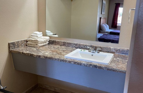 Centralia Hotel | Centralia Inn