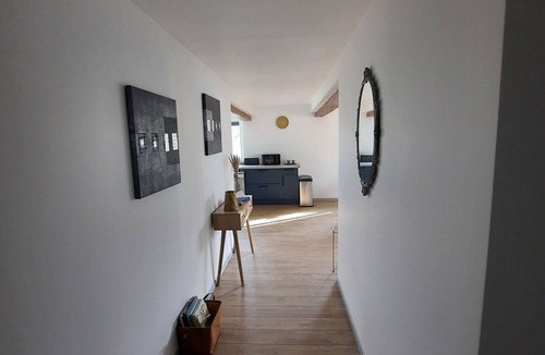 Signy-lAbbaye Apartment | Centrally located apartment