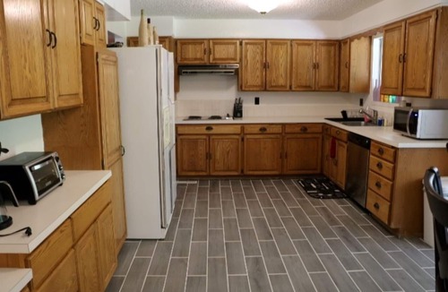 East Wenatchee House | Centrally Located East Wenatchee Home