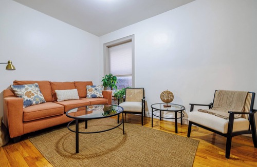 Manhattan Valley Apartment | Centrally Located 2Bedroom UWS Apartments