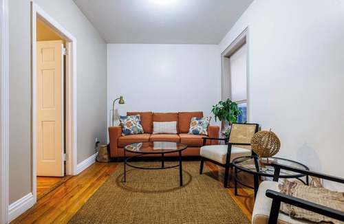 Manhattan Valley Apartment | Centrally Located 2Bedroom UWS Apartments