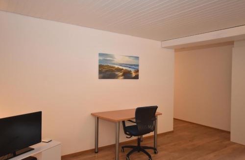 Center Apartment | Centrally located 2BR - Color 23
